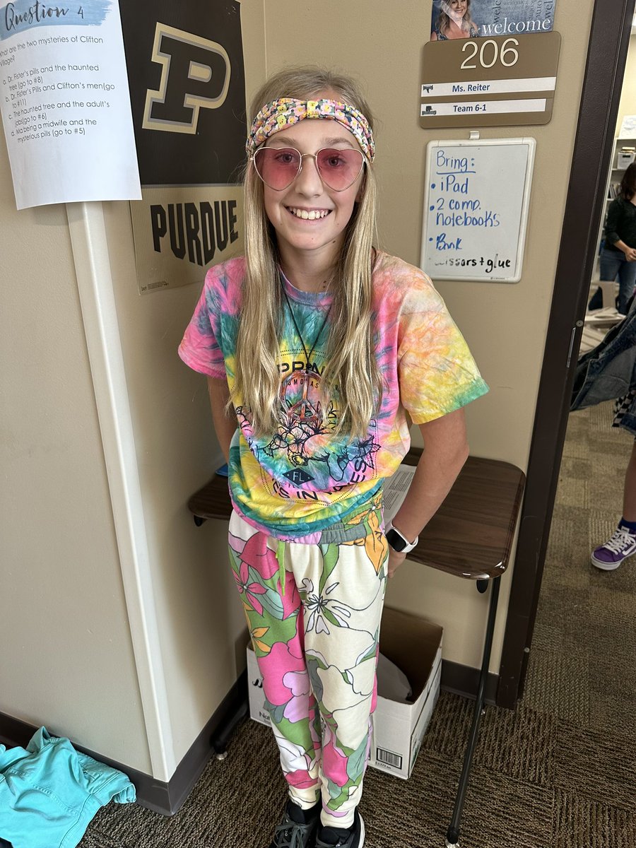 amyreiter's tweet photo. When your students love the current book so much and use “decades day” to dress like it. 🥰 #rainsays… #capricornanderson #whatteacherslove @HJHPanthers ☮️ ✌🏻 https://t.co/b0YcZWR1mD