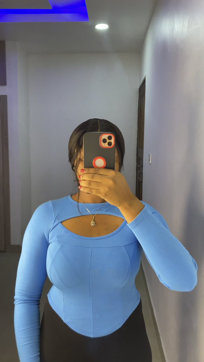 Diary_of_Sonia's tweet photo. It’s my pleasure to launch & introduce Sewnia_hub to you today🙈😍💃🏻 hereby bringing these beautiful piece to the timeline.. I handpicked these outfits with you in mind... Here you shop luxury for less💯😁 prices are on the ALT… kindly repost and follow us on IG @ sewnia_hub(for ladies) and sewnia__ (for men) thank you 🙏🏼 

We are in PH, but delivery is nationwide. Please support this business 🥹 thank you