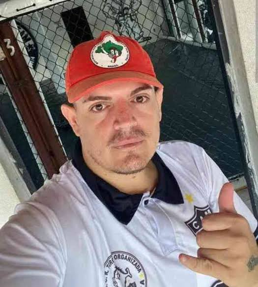 trembala_mengo's tweet photo. @futebol_info esse homem estará nos livros de historia dos nossos filhos https://t.co/3t8nnoqu46