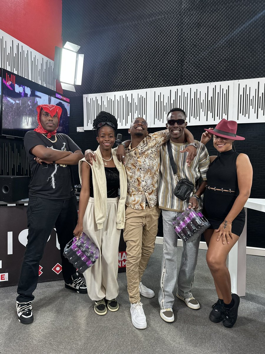 NRGRadioUganda's tweet photo. More winners of the @mirindaUg dance challenge π₯³π₯³ππΎππΎ
Participate and stand a chance to also be a winner, by showing off your sickest movements then posting them with the #LetsGetDancing and #LetsGetFlavoured
#NRGRadioUG https://t.co/HNGxgTCxt3