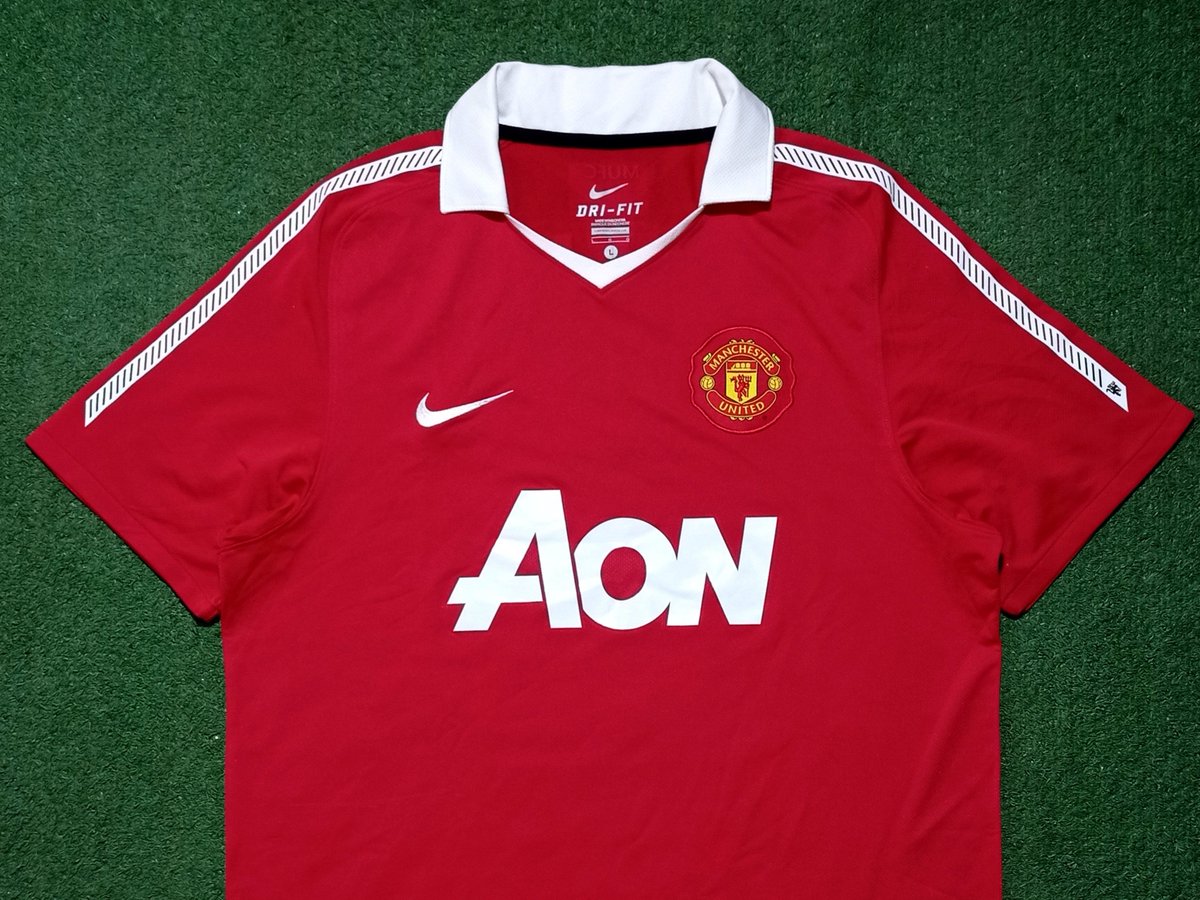 lelanglawas's tweet photo. Detail #LawasMalamJumat - Kamis, 14 September 2023  

#Lawas13
Manchester United Home 2010
#12 CHRIS SMALLING
Size L (77x57)
Sponsor original poly
NNS remake HK velt
No pulls, no bobbles
MULUS CERAH!!
MINT!! https://t.co/uVQcAabzDi