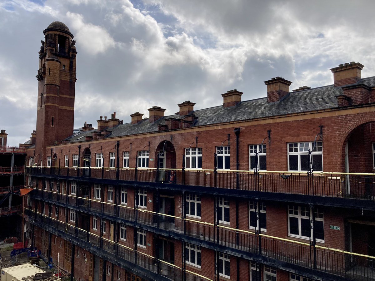 catherine_dewar's tweet photo. Thoroughly loved visiting London Rd Fire Station #Manchester today with our @HistoricEngland comms colleagues. It’s been a while since I’ve been in and it’s looking great! Thanks to @AlliedLondon and QuadrigaLtd 🙏🏻 #HeritageWorks https://t.co/9d9YDAqNNb