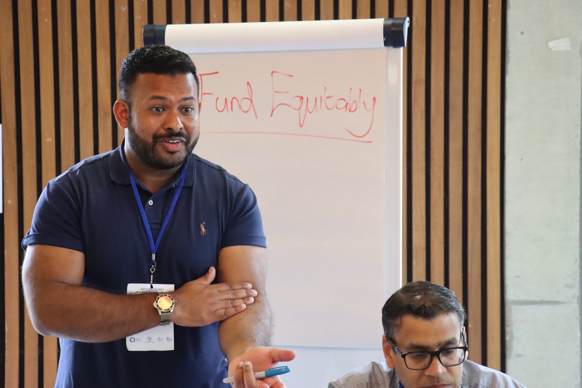 GoodFinanceUK's tweet photo. 1 day, 45 attendees, 6 big ideas to challenge the status quo, shake up systems and forge new paths so that underrepresented leaders have equitable access to social investment ✨
#AddressingImbalanceHackathon
@_DiversityForum @connectfund https://t.co/MsMVBRLhP3