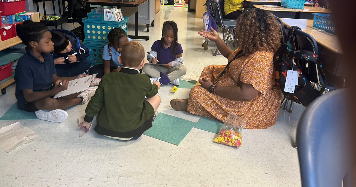 The.Mocha.Teaching.Princess (@mochateaching) on Twitter photo Math small group fun!! #LOESLions 💚🦁💚<a href="/MrsJTukes/">Jennifer Tukes</a> <a href="/DrTiffanyRicha1/">Dr. Tiffany Richardson</a> #NCSSBeTheBest Math small group fun!! #LOESLions 💚🦁💚<a href="/MrsJTukes/">Jennifer Tukes</a> <a href="/DrTiffanyRicha1/">Dr. Tiffany Richardson</a> #NCSSBeTheBest
