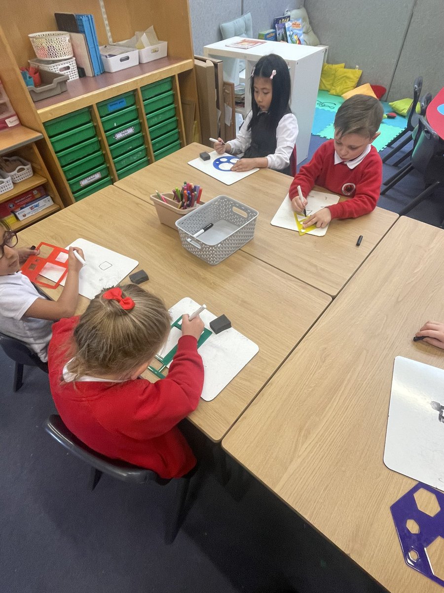 Miss_McIntosh0's tweet photo. 2D shape stations in Primary 2 today! This bunch know lots about the shapes including their names and how many sides and vertices each shape has 🟢🔺🟦 https://t.co/PIKspNg9fM