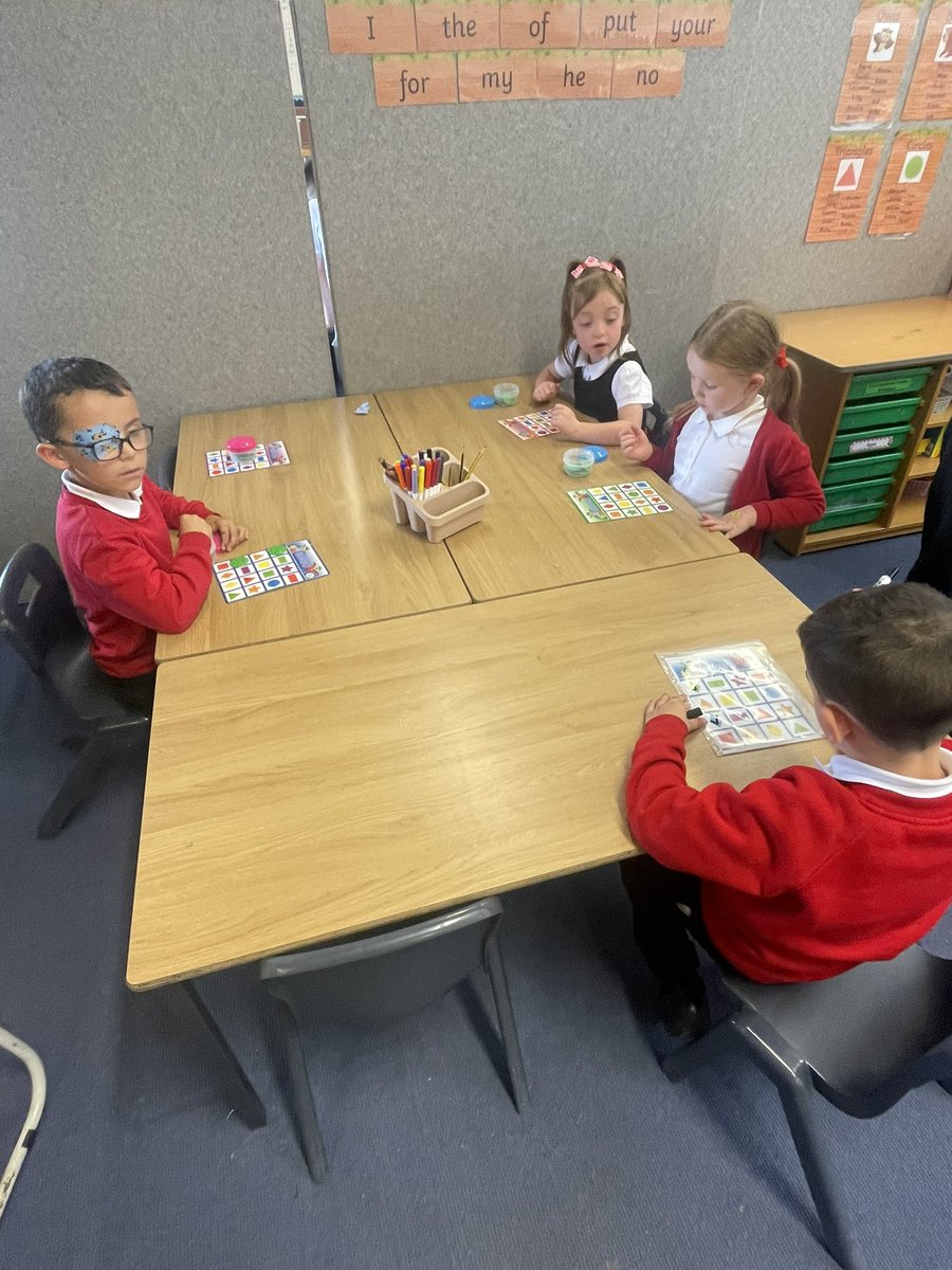 Miss_McIntosh0's tweet photo. 2D shape stations in Primary 2 today! This bunch know lots about the shapes including their names and how many sides and vertices each shape has 🟢🔺🟦 https://t.co/PIKspNg9fM