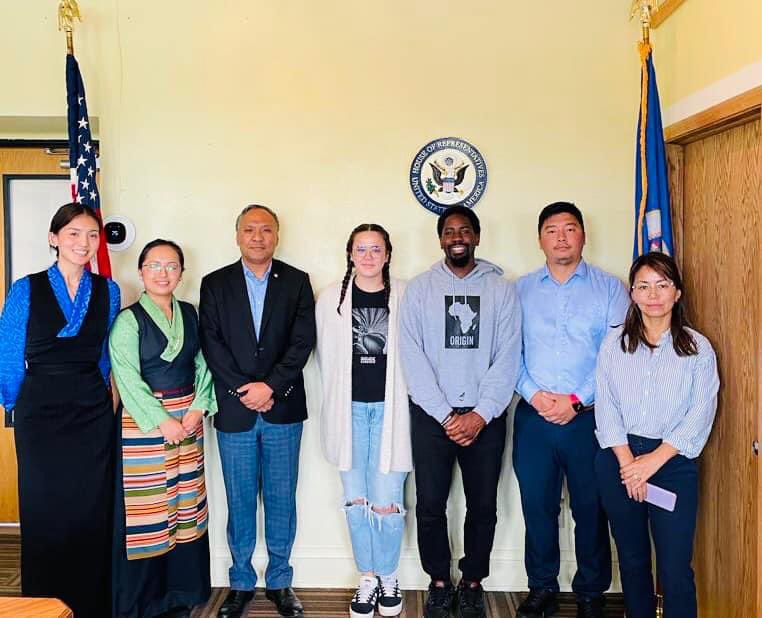 MN Dhokham Chushi Gangdruk president along with Tibetan advocacy group met with staff of Representative Ilhan Omar’s office and urged her to cosponsor the ‘Promoting a Resolution to the Tibet China Conflict Act’ in the US Congress.