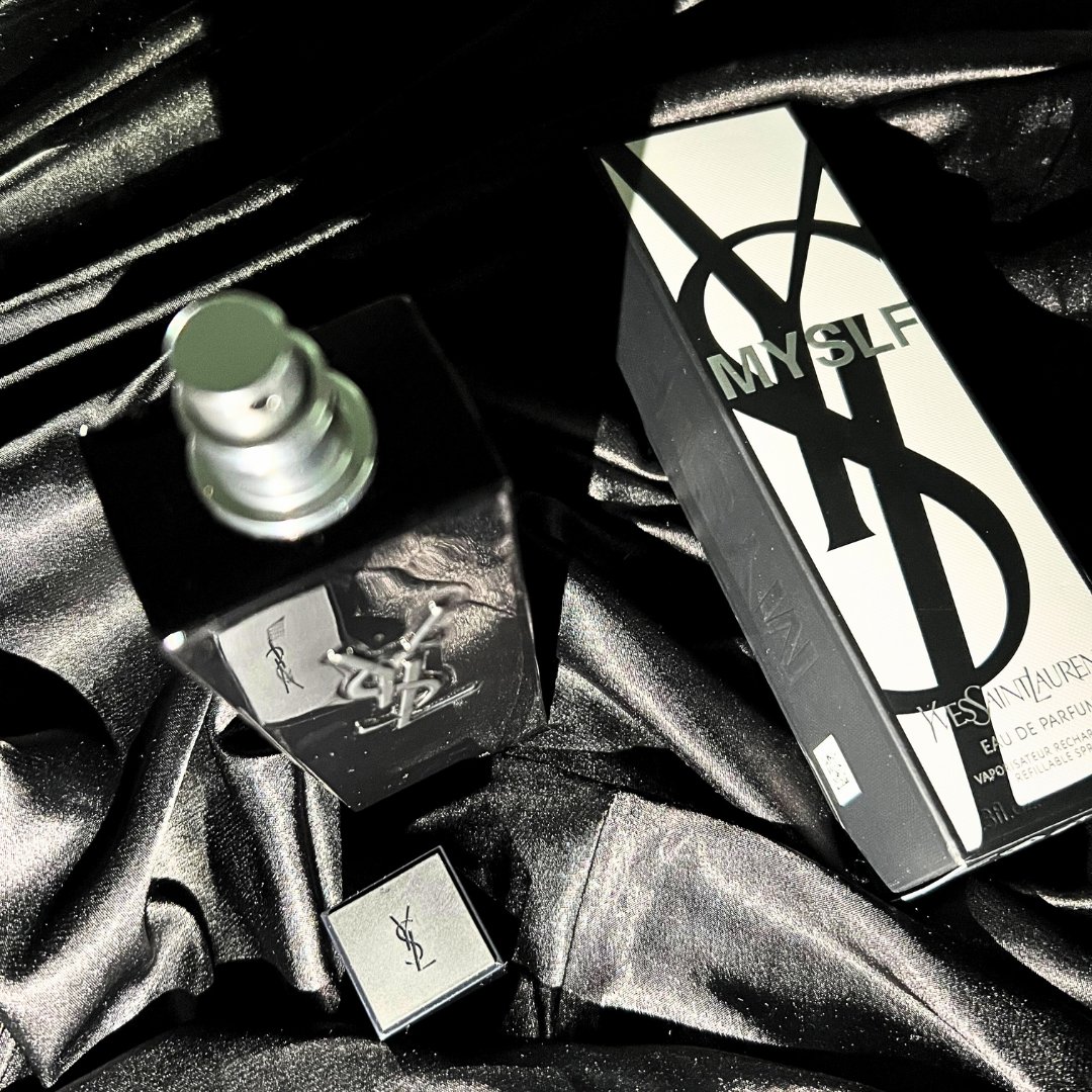 🖤 FOLLOW, LIKE &amp; RETWEET TO WIN 🖤

 COMPETITION TIME ! 🤩

To celebrate the launch of MYSLF, the NEW masculine fragrance by YSL, we are giving YOU the chance to WIN a bottle 

Competition ends (25/09/2023) at midnight, UK only, winner will be contacted by DM!