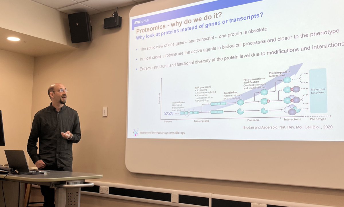 It was our great pleasure yesterday to imitate new term of @BCGB_UoB seminars with an impressive introduction to crosslinking masspectrometry by Dr Alexander Leitner from ETH Zurich. Thank you for a great talk! 😀👍 #sharingscience