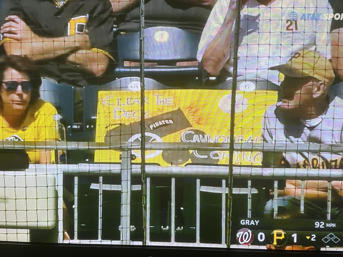 There must have been a sale at the sign store. #LetsGoBucs #bucsbooth <a href="/gbrowniepoints/">Greg Brown</a> <a href="/Pirates/">Pittsburgh Pirates</a> @ATTSportsNetPIT