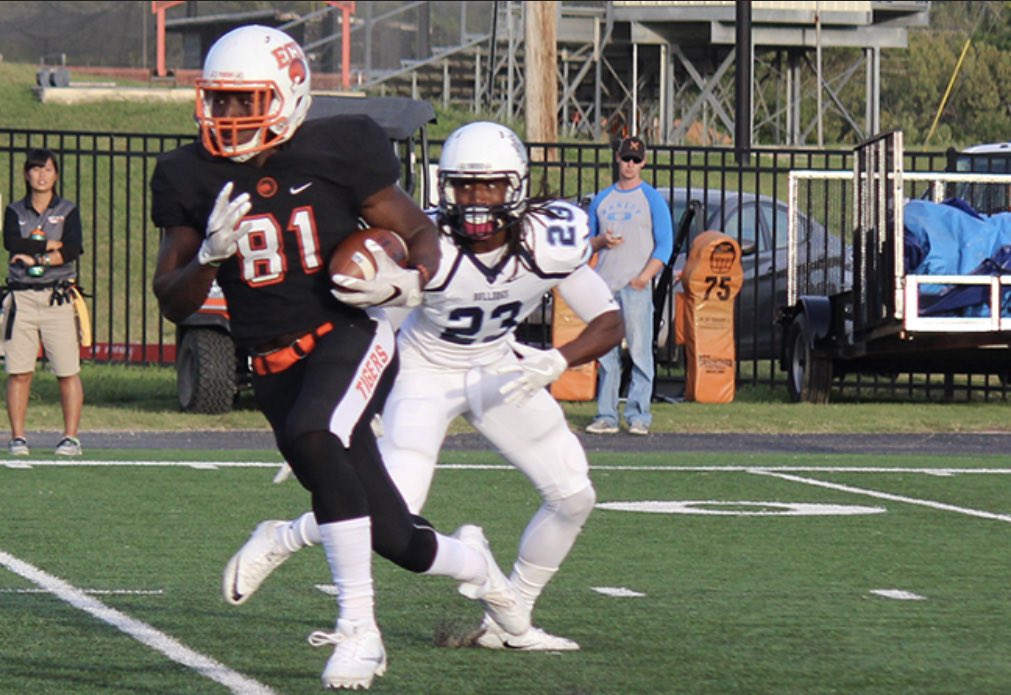 Blessed to receive a offer from East Central University!! <a href="/Coach_Mashack/">Kwesi Mashack M.Ed.</a> <a href="/CoachSearcy23/">Neil Searcy</a> <a href="/CoachLSearcy25/">Coach L.J. Searcy</a>