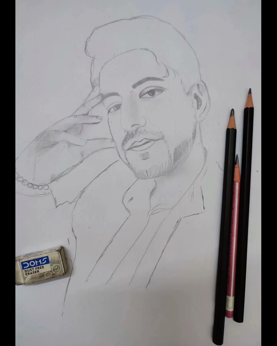 ChowdhuriBaul's tweet photo. Not getting time today
Only a quick line sketch
NEW SKETCH
In progress
Happy Birthday KV
2 days to go @karanvirsharma9 Birthday
#birthdaycountdown
#karanVirSharma
#ShauryaSabharwal
#ronni
#KingOfRomace
#kingofexpressions
#kingofhearts
#oneinmillion
#expresiveeyes https://t.co/KndodwtLkY