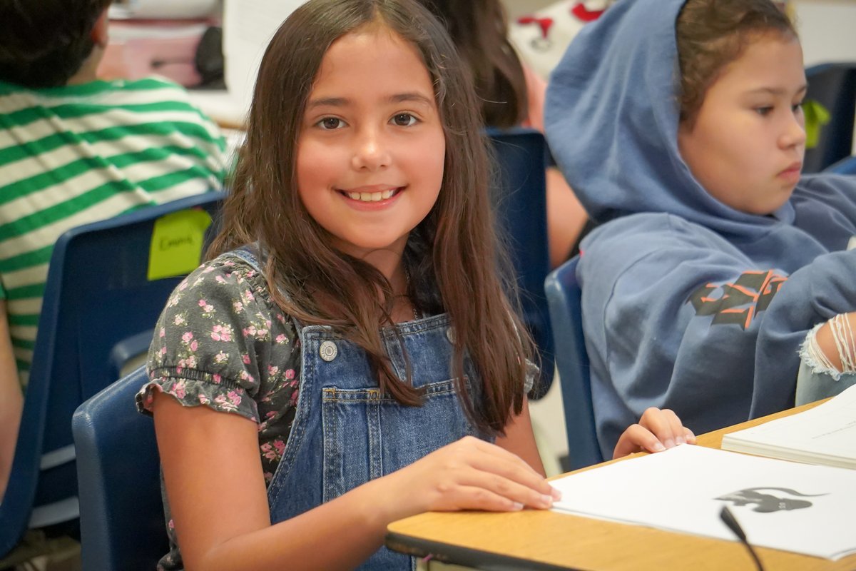 BastropISD's tweet photo. It's a great day at Emile Elementary School! ๐ธ
#TheirFutureIsOurFocus https://t.co/Tsirqbv8Ed