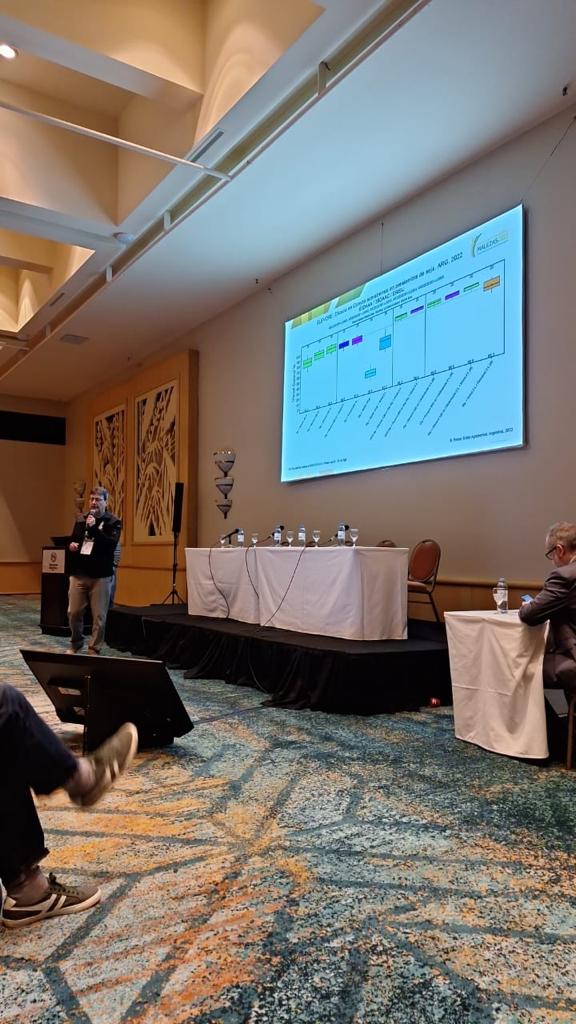 #Asacim2023 | Estuvimos en la ciudad de Mar del Plata, en el IV Congreso Argentino de Malezas junto a nuestro equipo, donde el Ing. Agr. Gustavo Bistolfi presentó nuestro herbicida #Elevore con Arylex® active, que ofrece un control total de #RamaNegra. #ÚnicoEnSuCampo