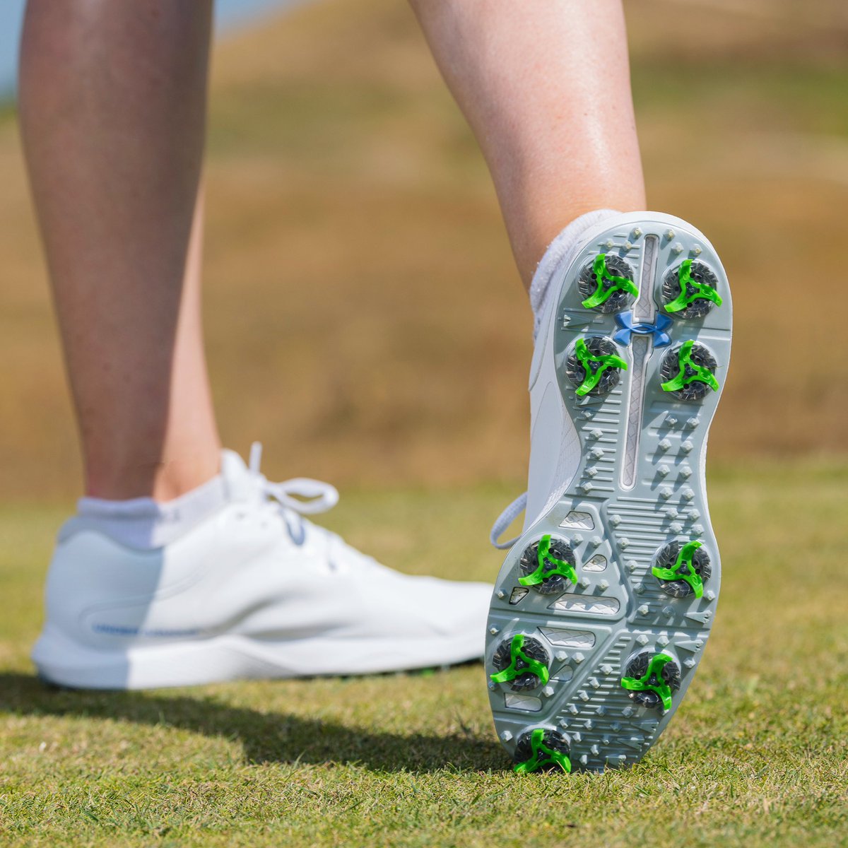 Featuring three degrees of traction &amp; ten points of contact, Tour Flex Pro is engineered to deliver incredible control and unmatched stability for all golfers.💯

Shop now👇
softspikes.com 

#winnerswearspikes #TourFlexPro #homeoftraction #golfspikes #golfperformance