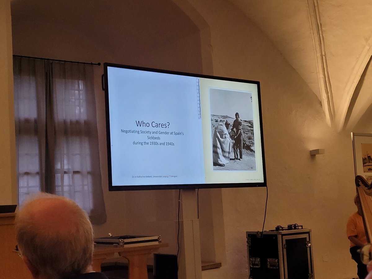 Der Förderpreis der GWMT geht in diesem Jahr an Dr. Katharina Seibert @KatSe34849179 @UniLeipzig @uni_tue für ihre Dissertation 'Who Cares? Negotiating Society and Gender at Spain's Sickbeds during the 1930s and 1940s'. Herzlichen Glückwunsch! #GWMT23