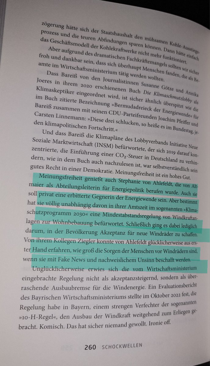 CKemfert's tweet photo. Welche Rolle sie früher im Rahmen der #Energiewende im Wirtschaftsministerium unter @peteraltmaier hatte, steht in #Schockwellen 👇 https://t.co/I2QU2kNDgl