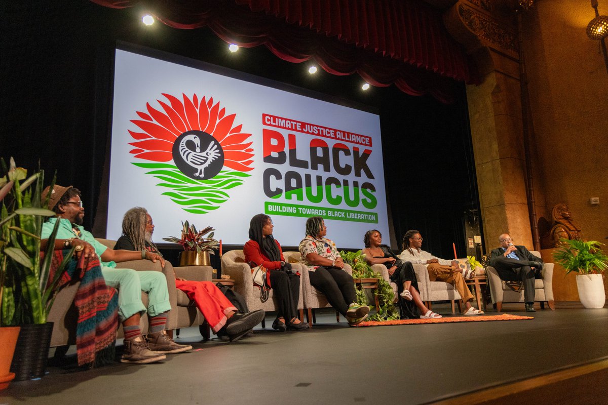 For the past 19months, CJA's Black Caucus worked on a film to tell the stories of Black frontline communities fighting against polluters, cultivating food sovereignty &amp; leading on solutions.

"Grasping at the Roots" premiered @ the historic MadameWalker Theater in Indianapolis.🧵