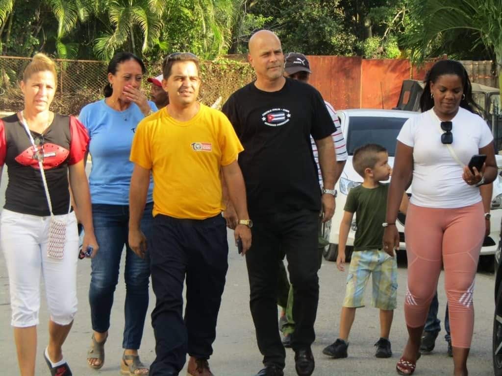 Con actividades en todo el país los cederistas saludamos el 63 aniversario de los #CDRCuba y el #XCongresoCDR #Cuba #TodosSomosCederistas #SomosDelBarrio