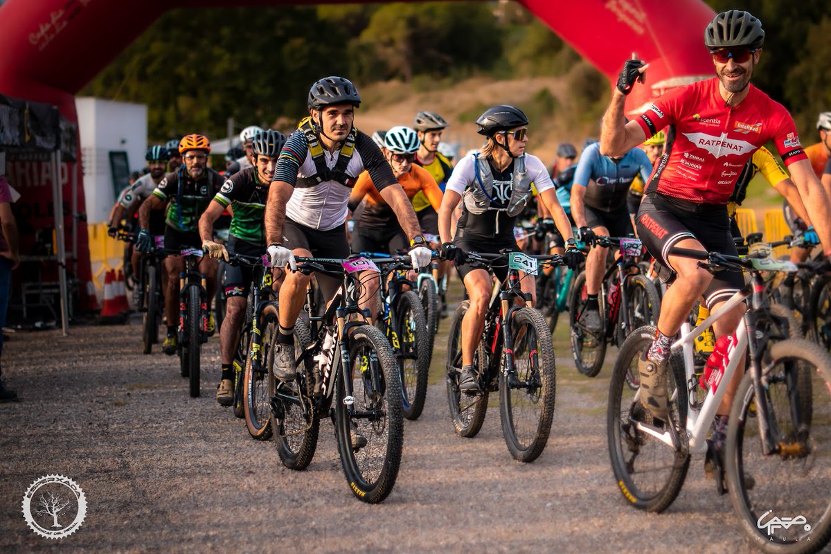 ciclismecat's tweet photo. 🚵‍♂️ El @sdpbanyoles organitza aquest diumenge la 10a edició de la marxa de BTT l'Esperxada!

📝 Últimes hores per inscriure's al “The Very Best of l’EsperXada”!

+ info 👉 https://t.co/c6yUDcF1MC

📸: @sdpbanyoles https://t.co/VVyEwCfrvB