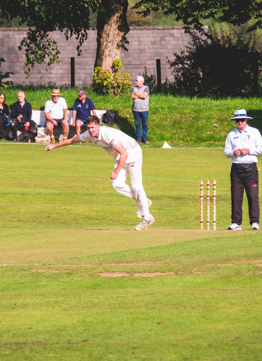 Toby Lester re-signs for the 2024 season 👌🏻

Having taken us over the line to clinch the GMCL Premier League title just a few days ago, our opening bowler has committed to his second season at the G, and will lead the attack once more into the new season 💚