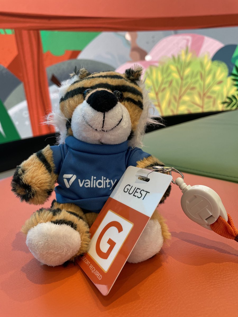 Validity Tiger can’t contain his excitement at being a guest for his first visit to Salesforce HQ during Dreamforce #df23. ⁦<a href="/TrustValidity/">Validity</a>⁩