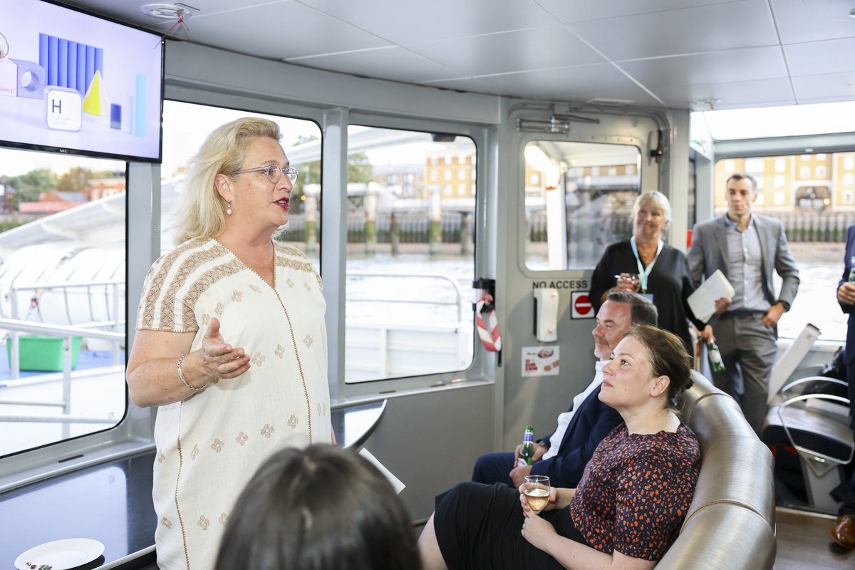 “I am fascinated by the #ThamesEstuary, how it encompasses so many things – economic growth, social justice. I can see the opportunities for growing together. I want to get deeper &amp; see what magic we can make. I can see Mexico here.” -<a href="/josefagbom/">Josefa Gonzalez Blanco (she-her)</a> <a href="/Embamexru/">Mexican Embassy UK</a> <a href="/scullyp/">Paul Scully</a> <a href="/EstuaryEnvoy/">Thames Estuary Envoy</a>