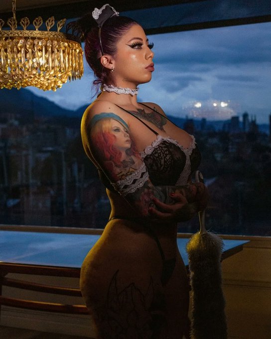 😍 me regalas un retweet amor ? https://t.co/HOAEeB6BN4