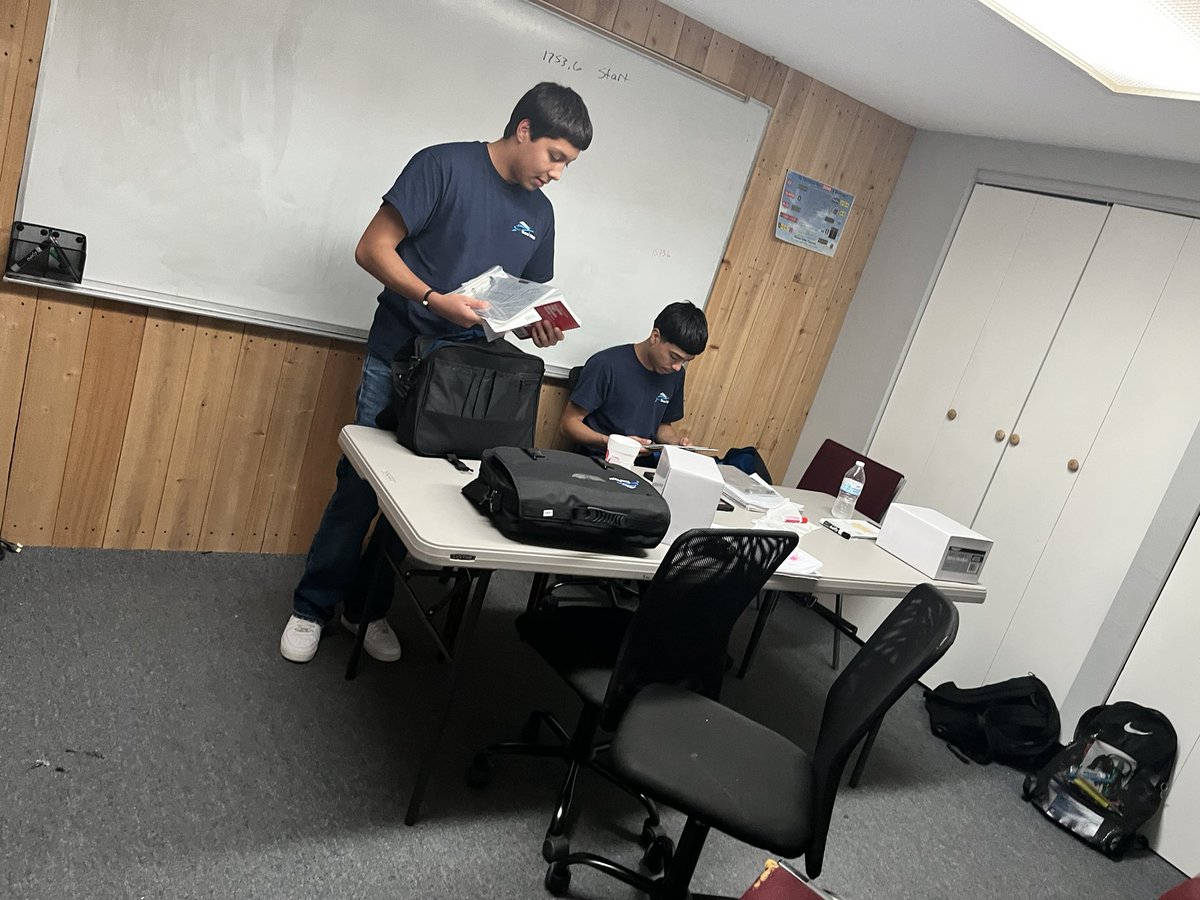 @AldineCTE students received their official @TxFlight bags and headsets today. Weather grounded us so time to prep for written exam with prep materials and pre-flight ✔️✈️ @AldineISD @adbustil