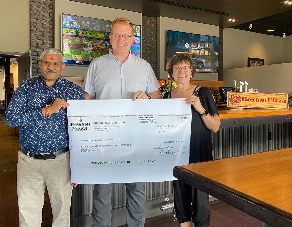 Ajay Patel, General Manager of Boston Pizza in Dauphin, presented Darren Eddie, chair, and Kit Daley with a cheque for $529.00. Thank you so much Ajay and Boston Pizza for supporting our community!