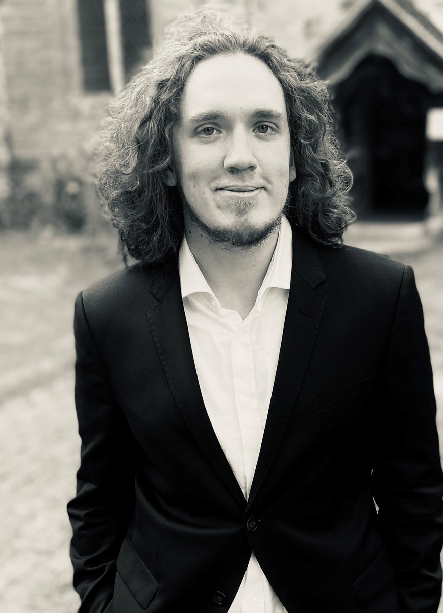 Pianist Roman Kosyakov plays #Mozart and #Rachmaninoff <a href="/BridgewaterHall/">The Bridgewater Hall</a> on Thursday 28 September

Winner of the 2018 Hastings International Piano Concerto Competition, his performance career includes engagements across the UK, USA, &amp; Europe

Hope to see you there! ♫
#McrMiddays