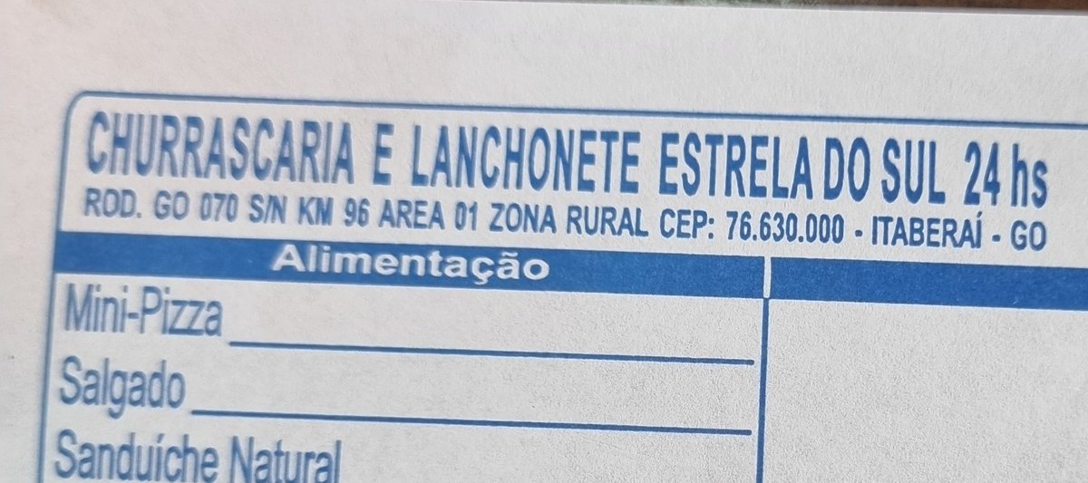 É a primeira vez na minha vida que vejo um restaurante vender marmitex por peso. Vou deixar registrado aqui o lugar Churrascaria e Lanchonete Estrela do Sul na BR 070, Itaberaí - GO.