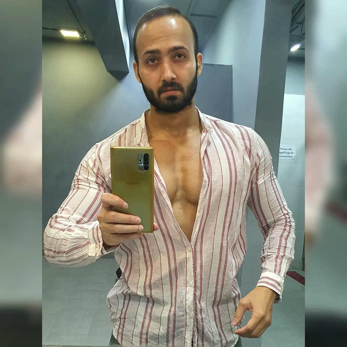 kishlay3535's tweet image. Aire Gairon Se Dil Naa Tute...
Isliye Sine Ko Kadak Rakhkar Dil pe Parat Bana k Rakhna hai.😜💥🔥😈

#postworkout #selfiemood #workoutmode #mirrorselfie #gymfreak #gymrat #gymshark #bodybuilding #natural #carnivorebeast #carnivorelifestyle #carnivorediet #metabolicdoctor