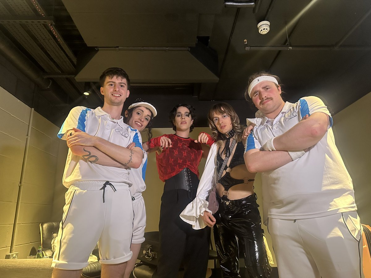 FLOWERS OF EVIL tweet media