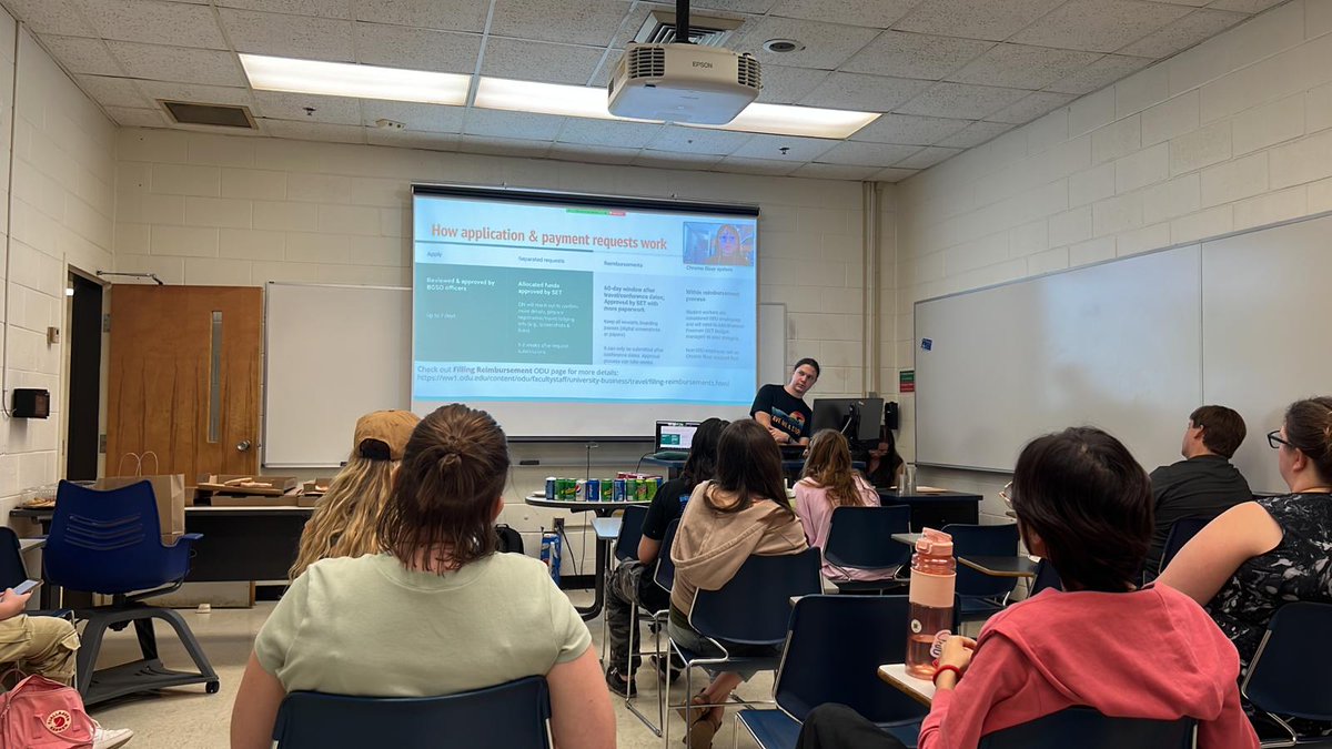 BGSOatODU's tweet photo. We had a great first meeting today 🍕! Talked about our plans for the semester, interactions with @BIOLOGYatODU and @odu_gradschool, and funding bio grad students attending conferences. More details to follow and looking forward to a productive Fall 2023! https://t.co/mtCzOLOvBX