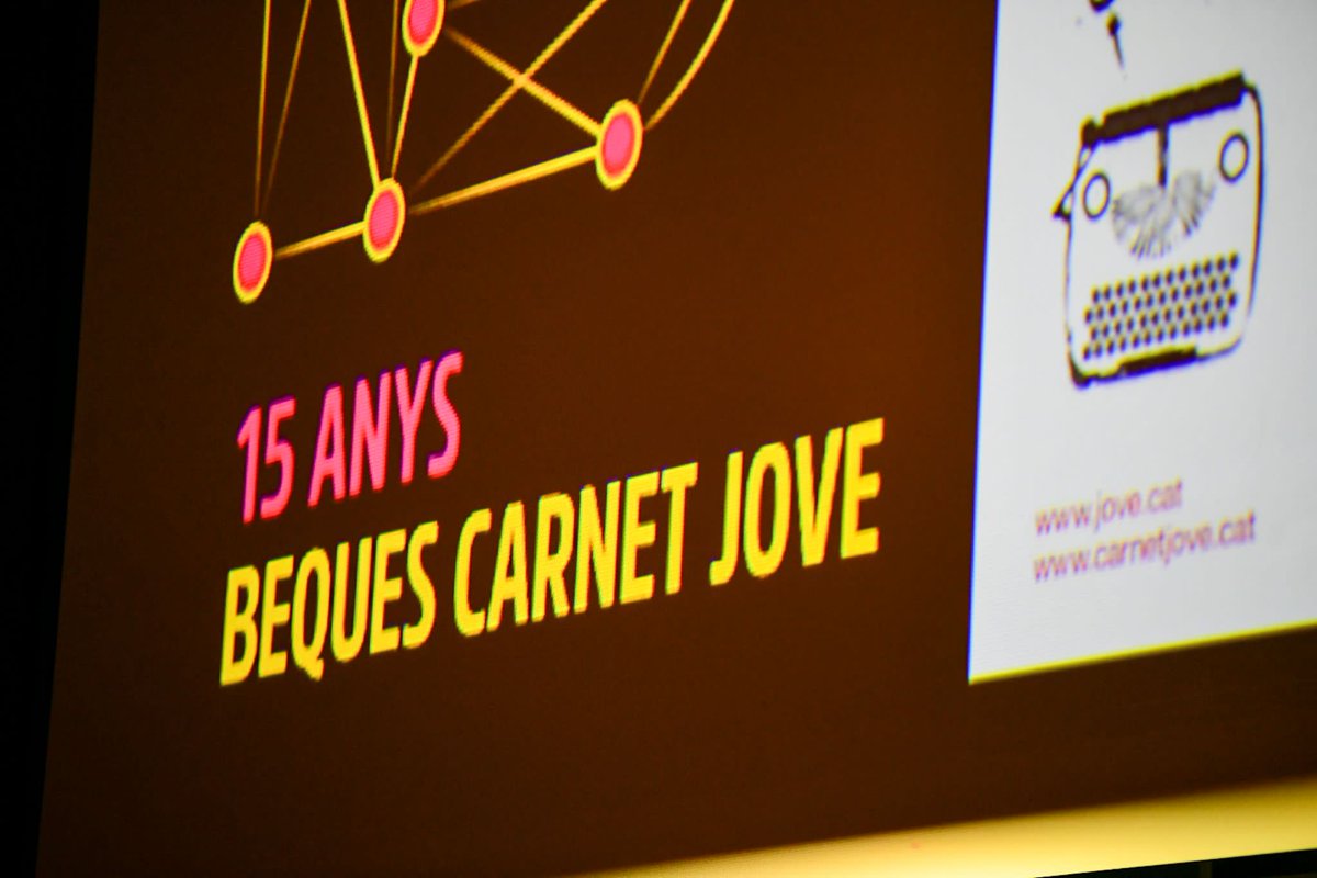Les beques <a href="/carnetjove_cat/">Carnet Jove CAT</a> compleixen 15 anys!🥳🥳🥳 

Ho hem celebrat al <a href="/CaixaForum_CAT/">CaixaForum</a> de Barcelona, en un acte on també s’han donat a conèixer els beneficiaris d’aquest any: 12 joves que faran una estada formativa en empreses i entitats de referència en el seu sector.