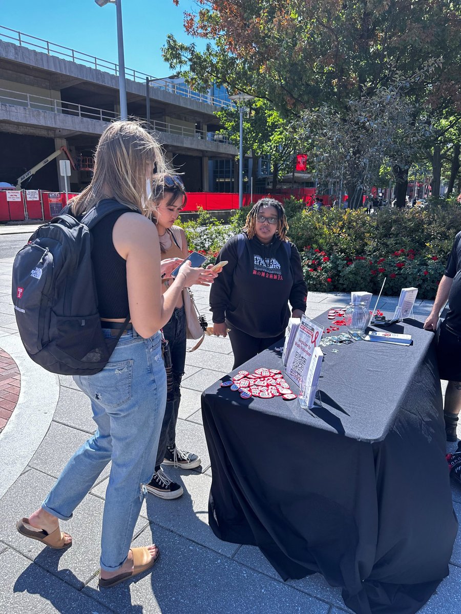TempleSBS's tweet photo. Photos from today's @AIDSWalkPhilly Kickoff event in @TempleUniv Founders Garden! Students, faculty, and staff attended the event where there was a walkthrough AIDS timeline, a table to give donations, or to sign up for the AIDS Walk event on October 15, 2023. https://t.co/zhjqVNTDQR