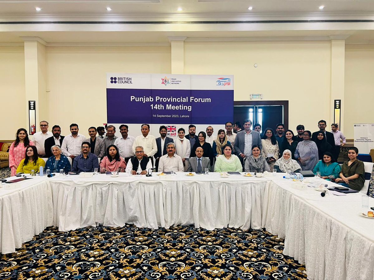 PJNPakistan's tweet photo. @PJNPakistan organised #AawazII Provincial Forum Punjab quarterly progress review meeting  in Lahore on 14th September attended by senior government and civil society representatives and UN partners. Religious minority members from Aawaz II district and village forums also participated and presented advocacy action with provincial members. 
#AawazProvincialForum is working to raise community voices with key decision-making authorities and duty-bearers at the provincial level and support dialogue on community issues that require a system- and policy-level response with core focus on promoting interfaith harmony, social chosen, ending gender based violence, child marriages, and the inclusion of transgender and persons with disabilities in #Punjab.