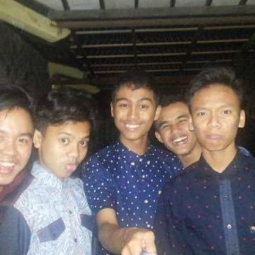 Tronggos_'s tweet photo. Masih ingat ini awal-awal kita berteman baik sampai memutuskan untuk SMA yang sama , https://t.co/NO9Ht9njwo