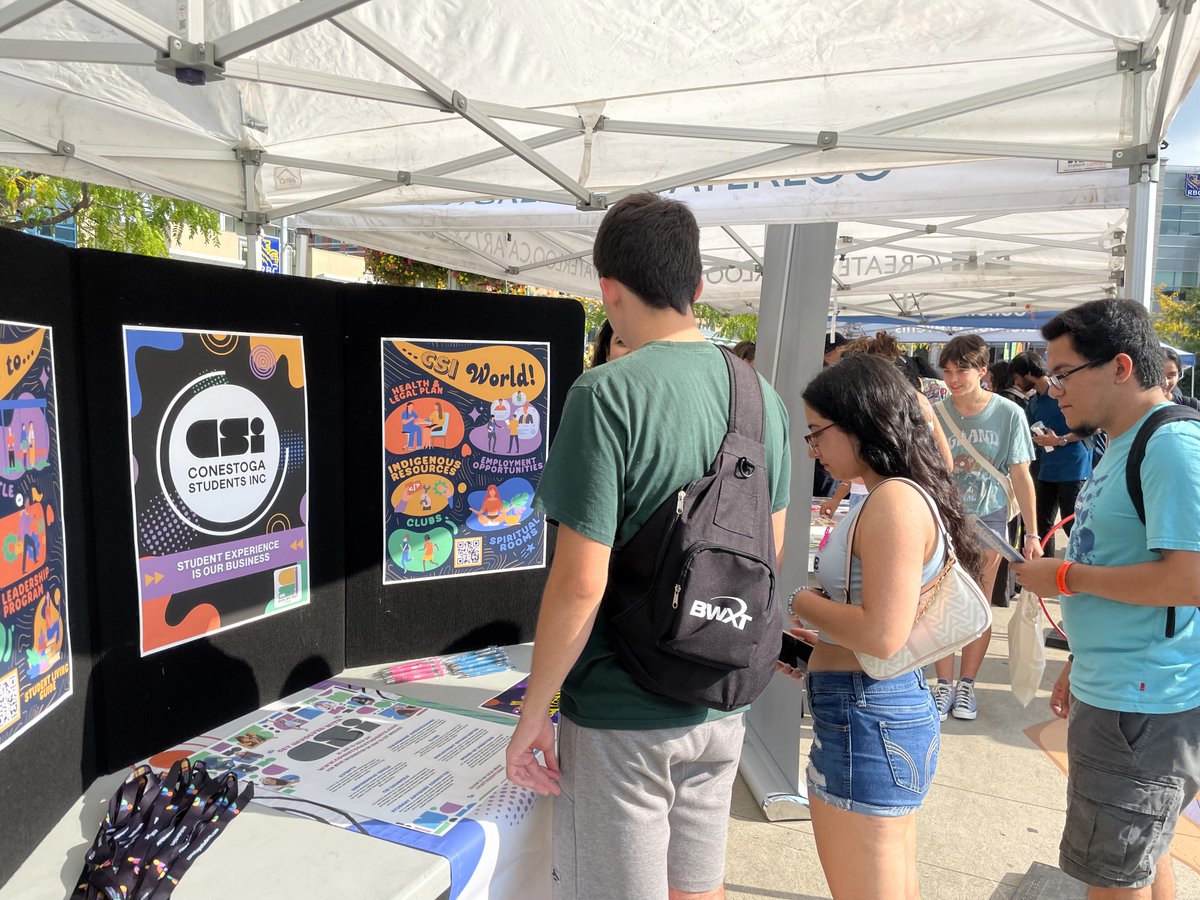 Conestoga_Inter's tweet photo. Hi International Students! I recently went to Waterloofest, and one of the booth exhibitors is our very own Conestoga College, which provides information to all the students. Did you go to the Waterloofest? Share your experience! #Waterloofest #ConestogaInternational #Conestoga https://t.co/y8qJIZ6UI8