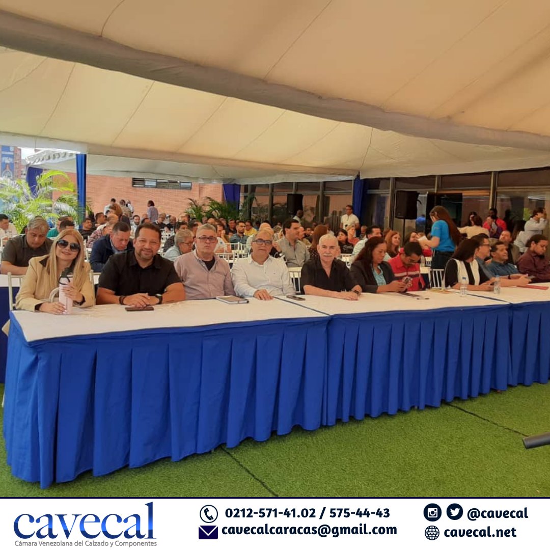 cavecal's tweet photo. Representantes de Cavecal asistieron a una Reunión de trabajo con la Ministra de Comercio Dheliz Alvarez en referencia al programa escolar 2023-2024. https://t.co/gDCXD4DnvX