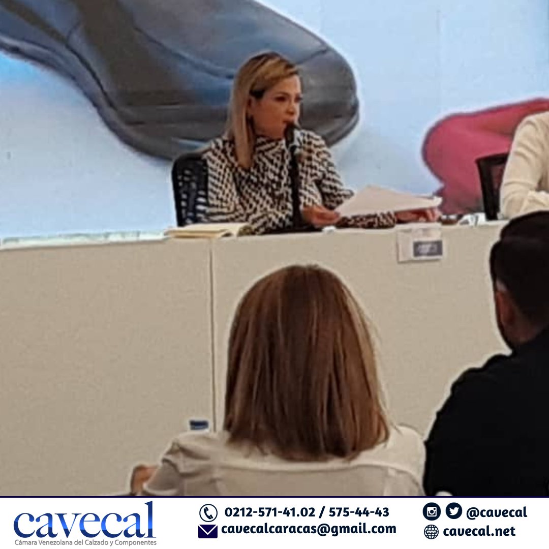 cavecal's tweet photo. Representantes de Cavecal asistieron a una Reunión de trabajo con la Ministra de Comercio Dheliz Alvarez en referencia al programa escolar 2023-2024. https://t.co/gDCXD4DnvX