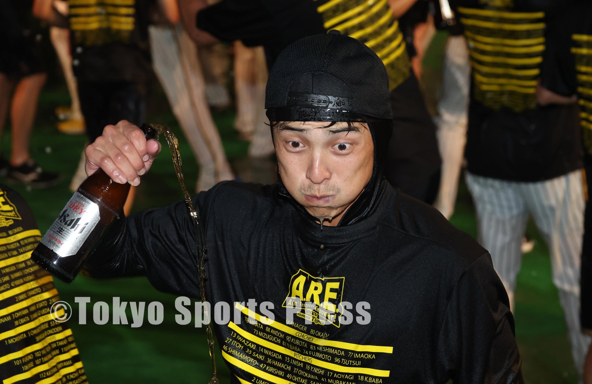 阪神タイガース優勝記念　超希少　美品　フーディー　メンズM　裏起毛　ボア素材 楽天市場】2023 阪神タイガース 日本シリーズ優勝記念 裏起毛