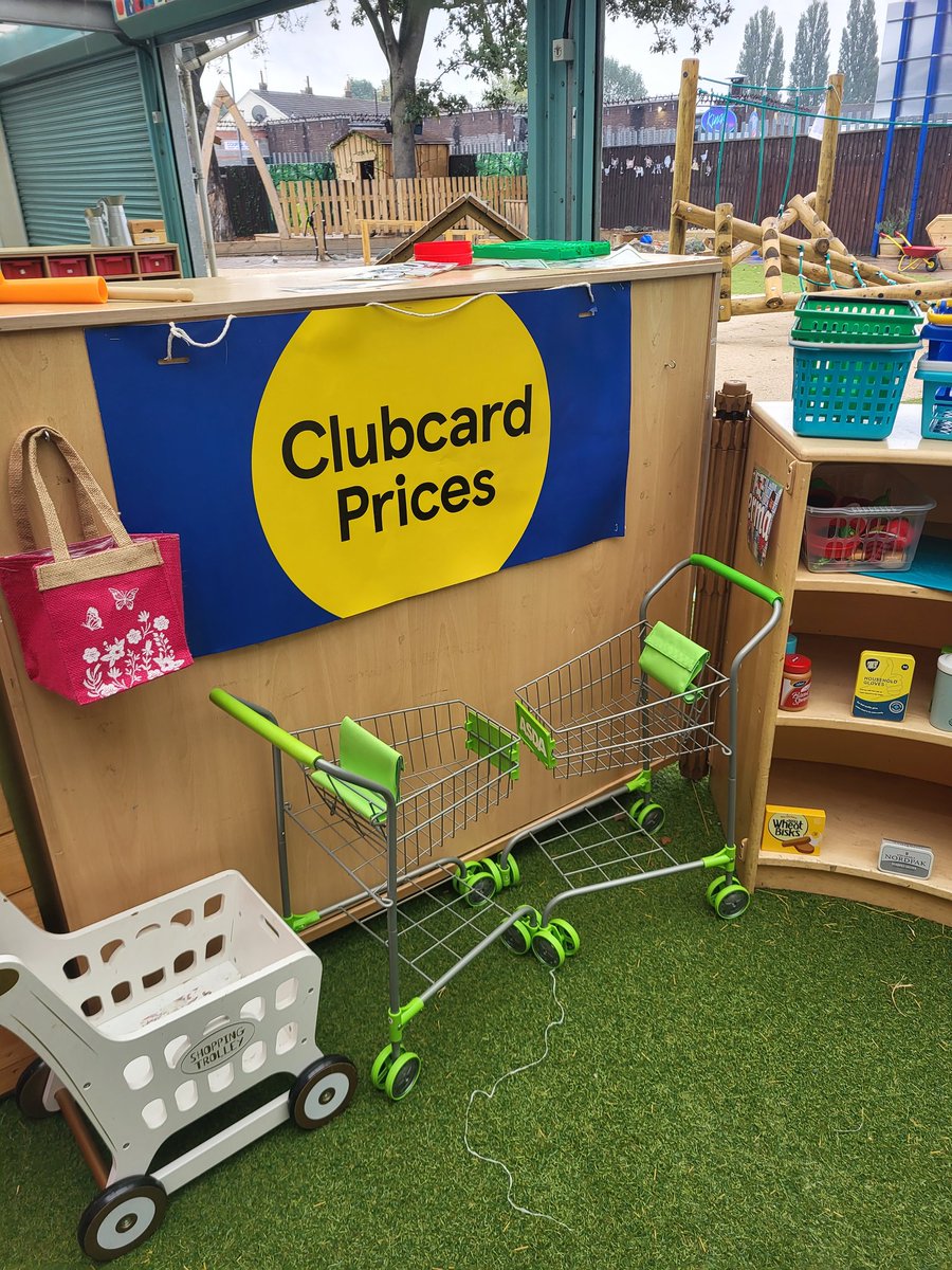 TPA_F2's tweet photo. A huge thank you to The Parks Working Party for their extremely kind donation for our own shop! The children have absolutely loved this area of our outdoor classroom and developing their interaction skills! @TPAWorkingPart1 @DeltaTheParks https://t.co/TvGR9rUyKi