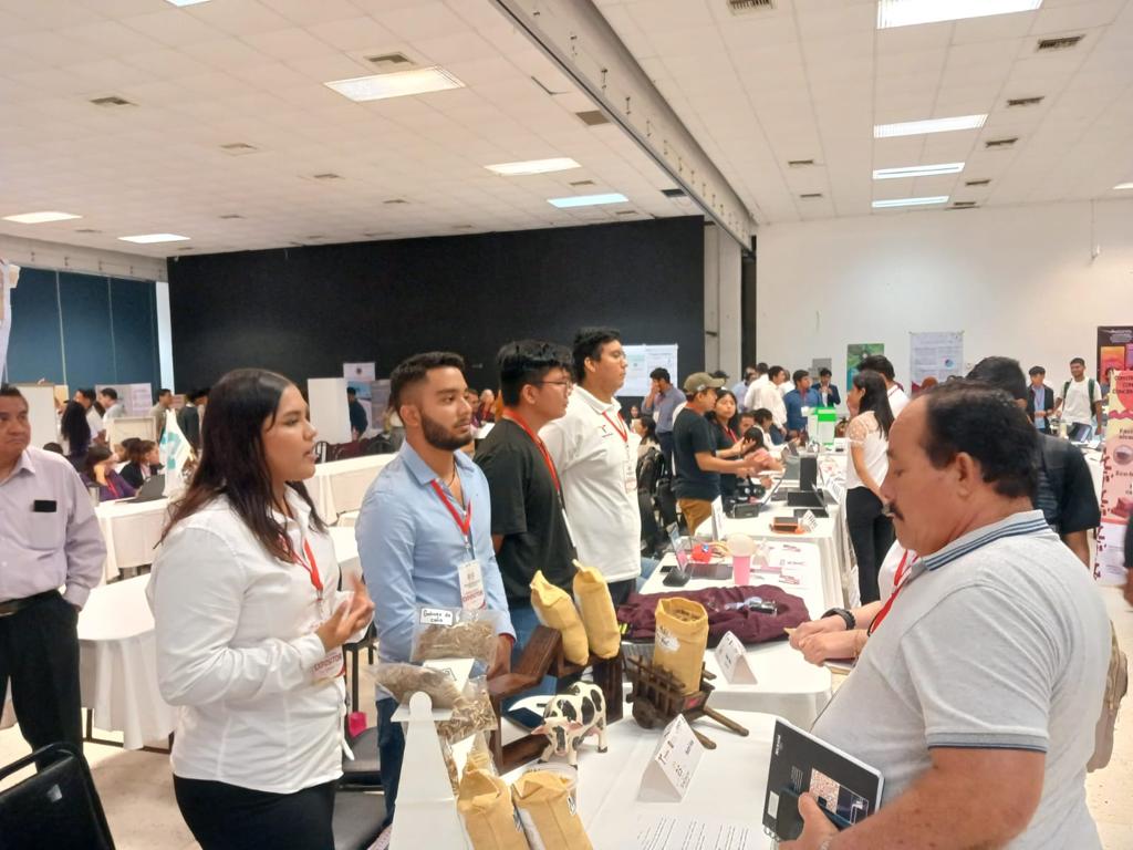 La UP de Altamira obtiene el pase a la fase estatal del  25° Certamen Estatal Creatividad E Innovación Tecnológica Expociencias Tamaulipas 2023 Fase Regional
La alumna Laura Estela Mata Ruiz, de noveno cuatrimestre presentó su proyecto en el área superior denominado GUETAUSHARU