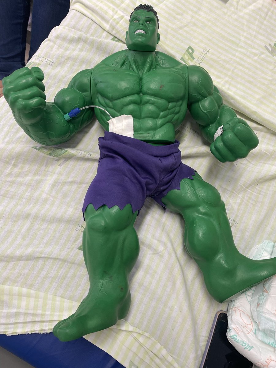 Isto resume o trabalho da enfermagem na nefrologia pediátrica: acolhimento, empatia e muito amor com nossos pequenos. É indispensável em nossa prática clínica!! Deixo aqui meus sinceros agradecimentos!!