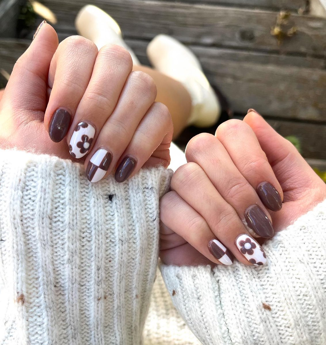 Chicago_Ridge's tweet photo. Nail the autumn season at Classy Nails &amp; Spa! 💅🏼🍂 Use this for inspo, and book your appointment today at 708-424-4600! 🤎 📷: han.polished https://t.co/ff8mEJL2j0