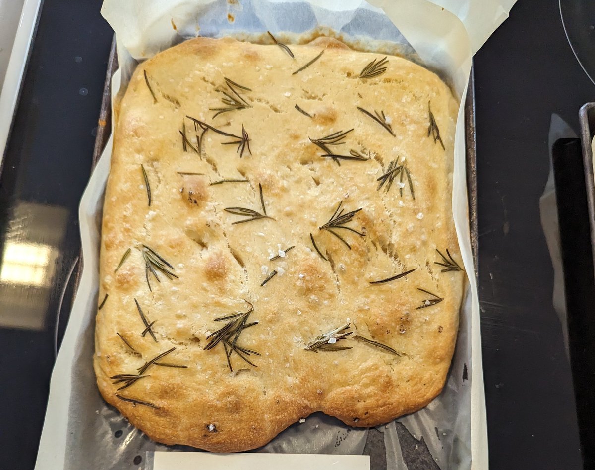 MrHendryHEc's tweet photo. Including some delicious Italian Focaccia bread today! 🇮🇹

@HomeEcPrestwick @pwkacademy 
#ambition https://t.co/HkGQFgbp31