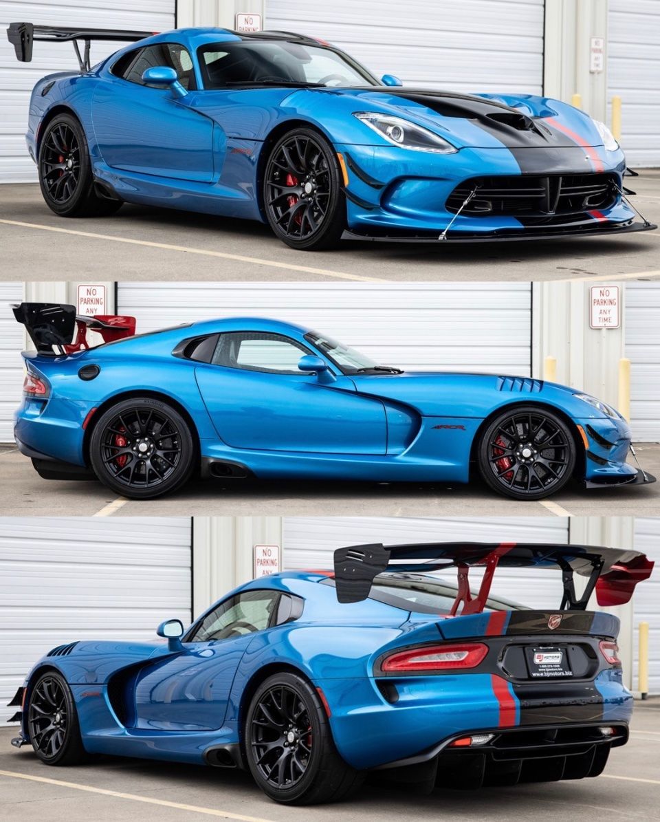 Dodge Viper ACR in Hydro blue

#Mopar #Dodge #DodgeViper #v10 #ViperACR #RaceCar #MoparOrNoCar