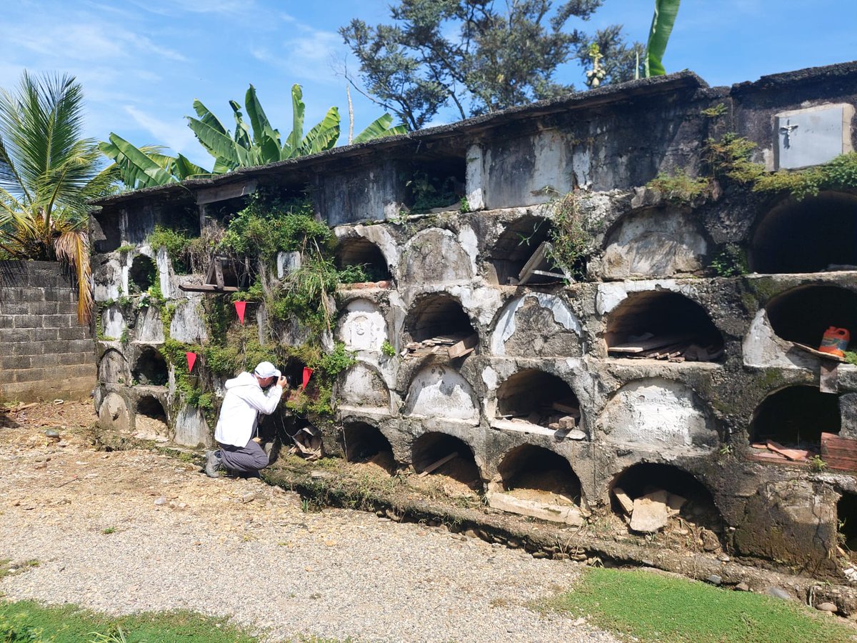 📍 #BajoCauca
La #UBPD inició la caracterización de los cementerios de Zaragoza y El Bagre que permitirá conocer el universo de cadáveres no identificados, cadáveres identificados no reclamados y los sitios de interés forense para la búsqueda de personas dadas por desaparecidas.